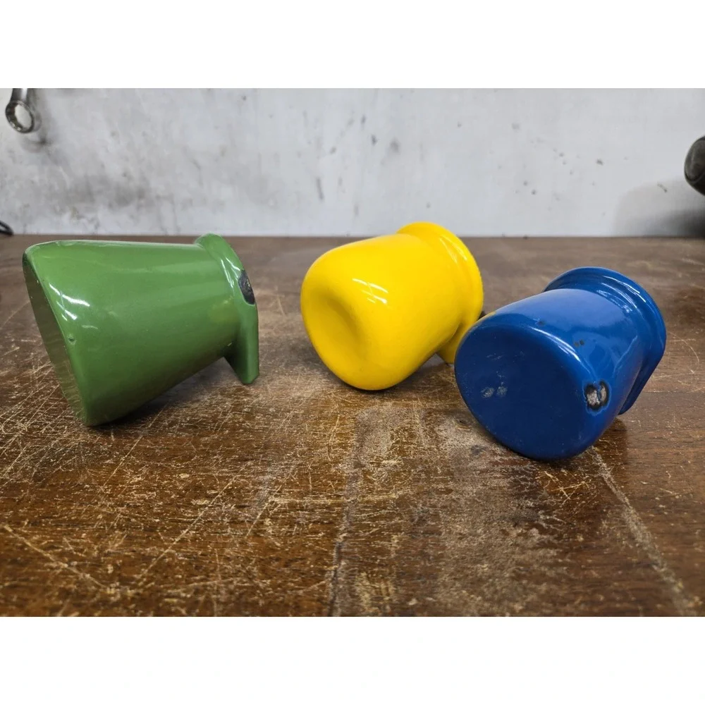 Vintage Enamelware Pouring Pots Set of 3 Green Yellow Blue Long Handle